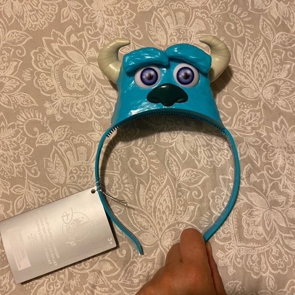 Disney Accessories - NWT DISNEYPARKS SULLEY FROM MONSTERS INC LIGHT UP HEAD BAND